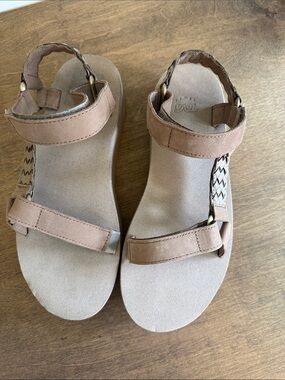 Teva Women’s Tan Brown Adjustable Strap Sandals